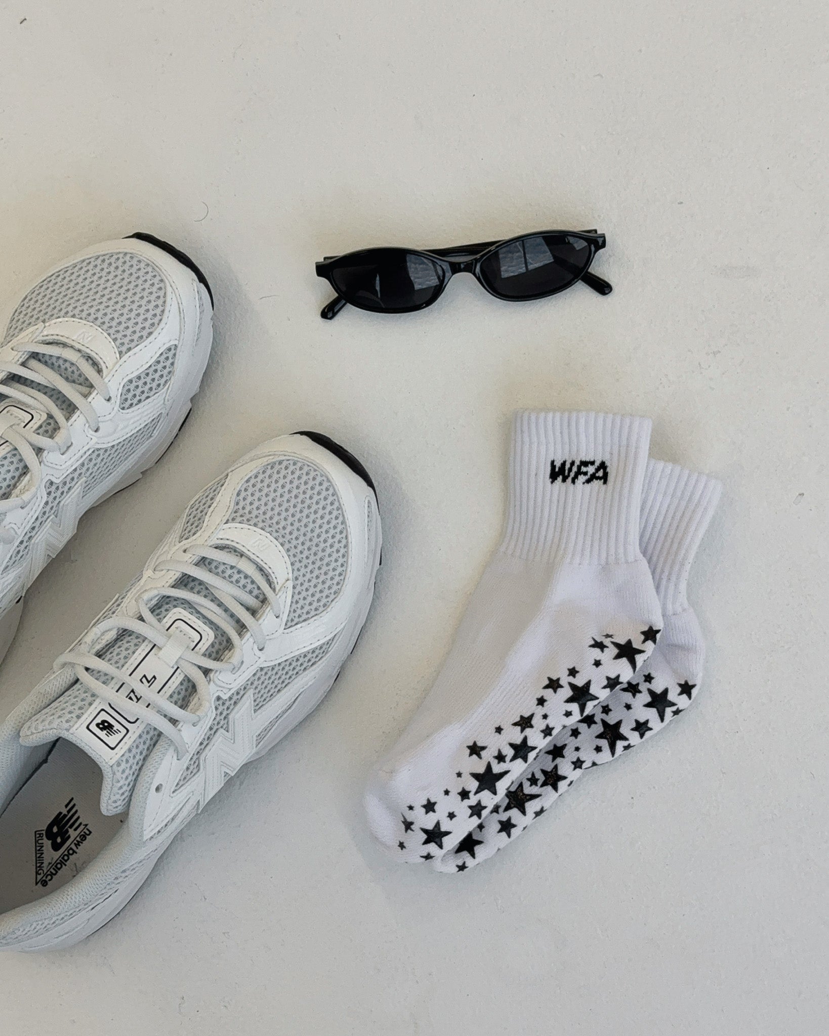 No Slowing Down Grip Socks White/Black