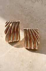 Only One Earrings Gold