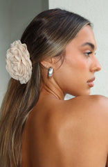 Zephyr Hair Clip Cream