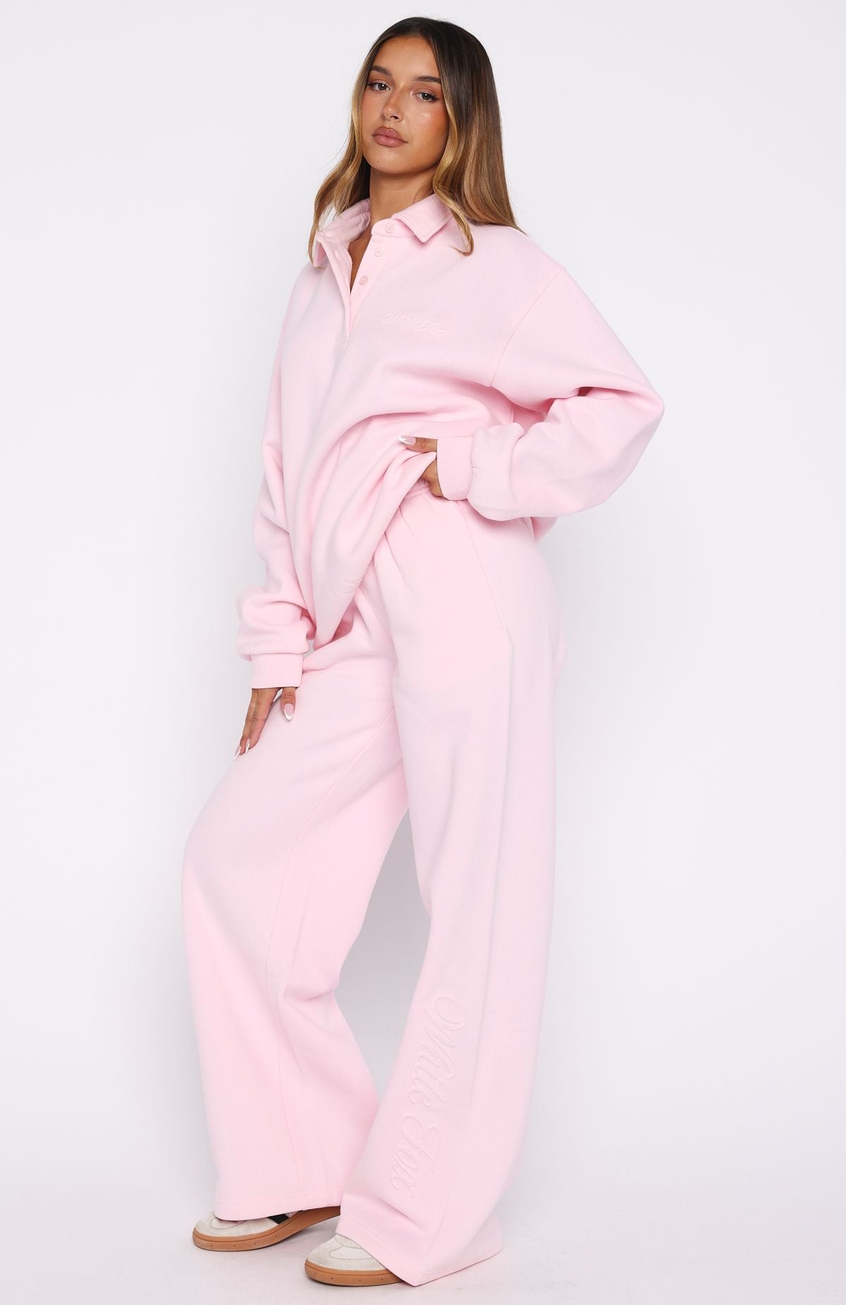 Chill Moves Wide Leg Sweatpants Pink